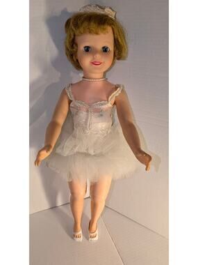 Vintage 1966 21" Deluxe Reading Doll K-17 Ballerina Outfit